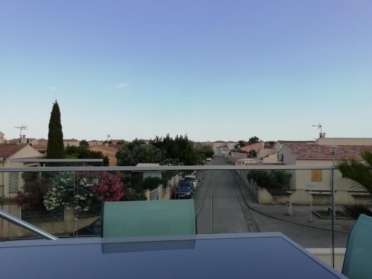 Appartement Au Dessus De La Maison Du Saunier Salin-de-Giraud Exteriér fotografie