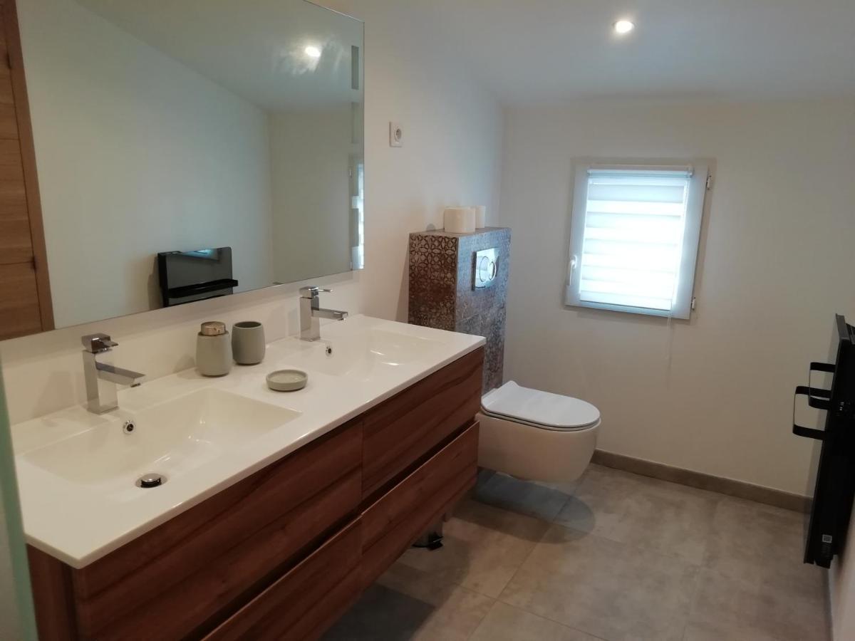 Appartement Au Dessus De La Maison Du Saunier Salin-de-Giraud Exteriér fotografie