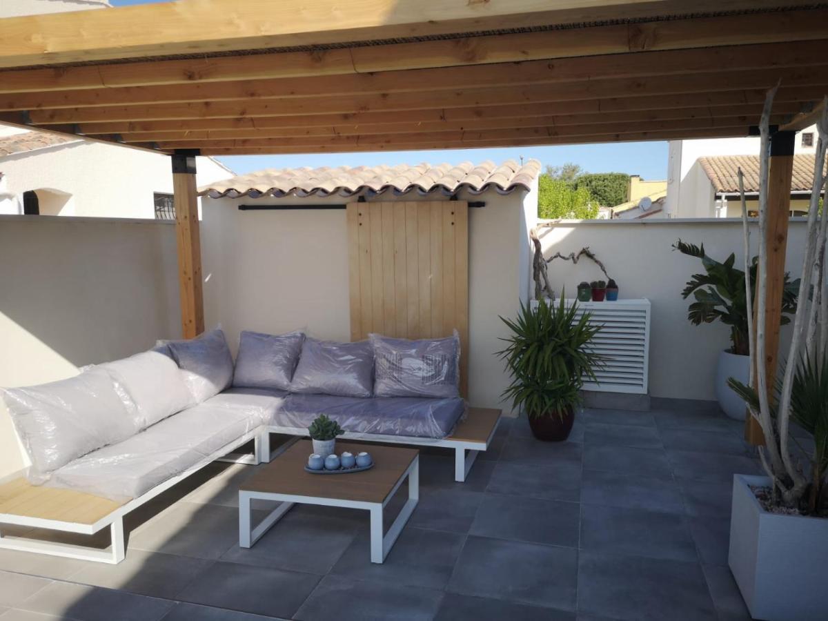 Appartement Au Dessus De La Maison Du Saunier Salin-de-Giraud Exteriér fotografie