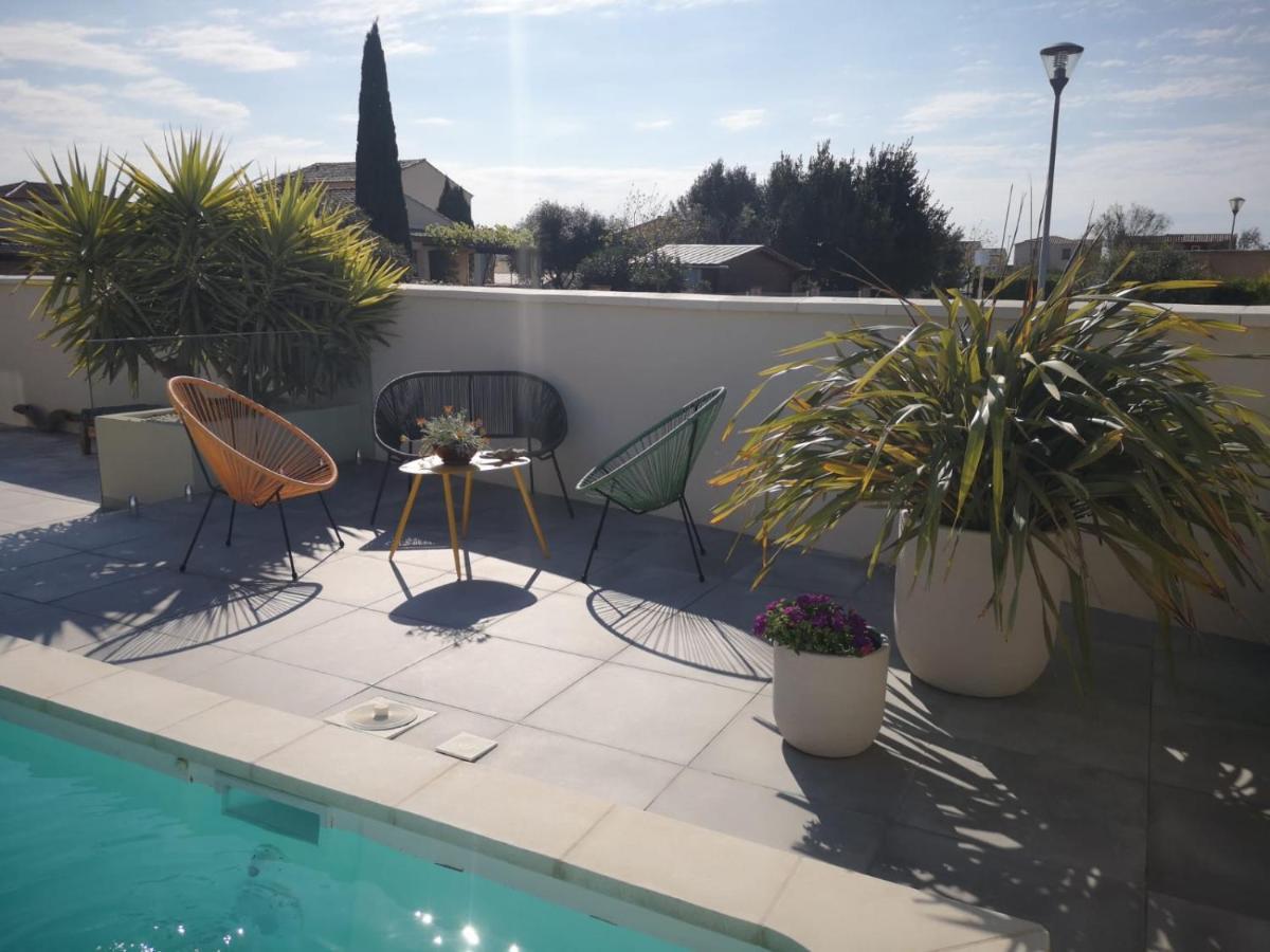 Appartement Au Dessus De La Maison Du Saunier Salin-de-Giraud Exteriér fotografie