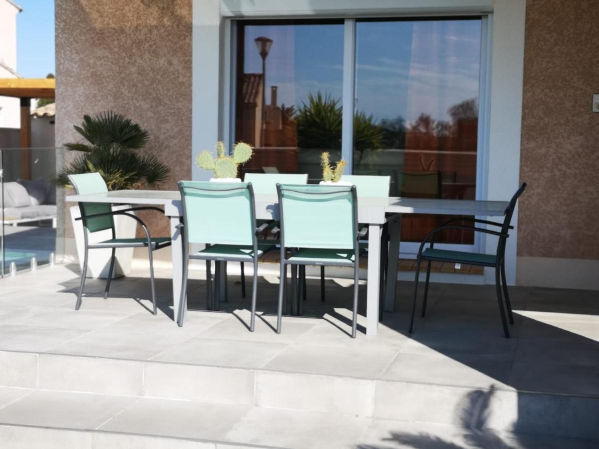 Appartement Au Dessus De La Maison Du Saunier Salin-de-Giraud Exteriér fotografie
