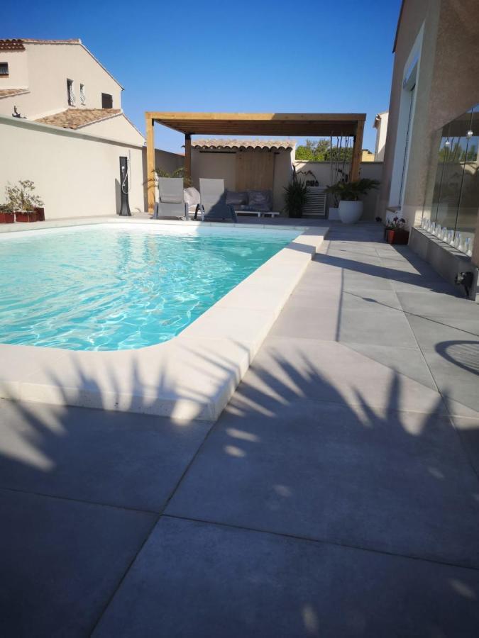 Appartement Au Dessus De La Maison Du Saunier Salin-de-Giraud Exteriér fotografie