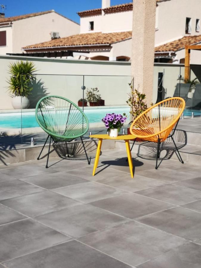 Appartement Au Dessus De La Maison Du Saunier Salin-de-Giraud Exteriér fotografie